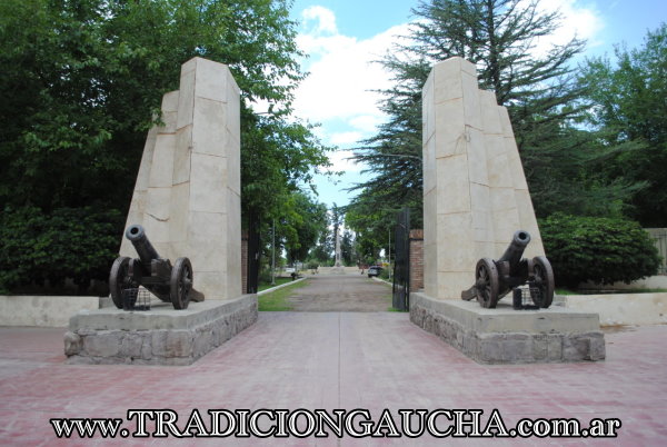 Campo Histórico El Plumerillo