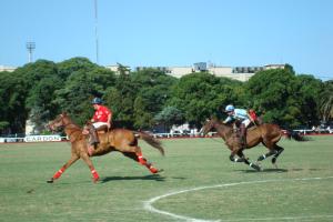 Corriendo al Atacante