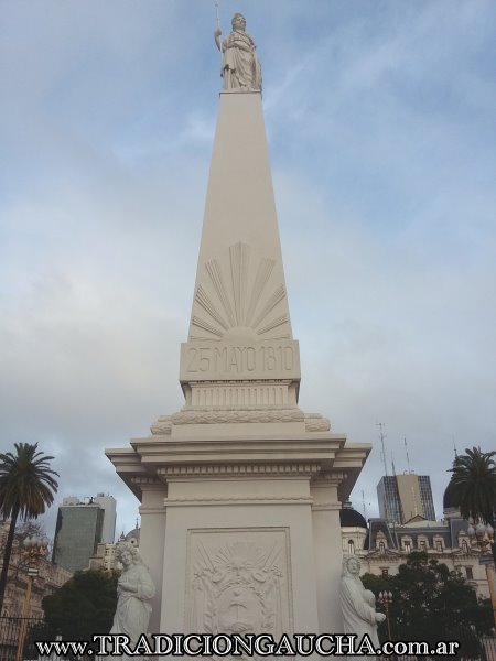 Pirámide de Mayo